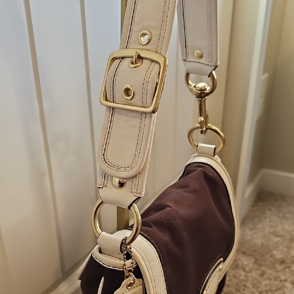 Coach Vintage 2006 EUC Legacy Parchment/Brown Slim Flap Ali Turnlock Bag - Picture 9 of 12